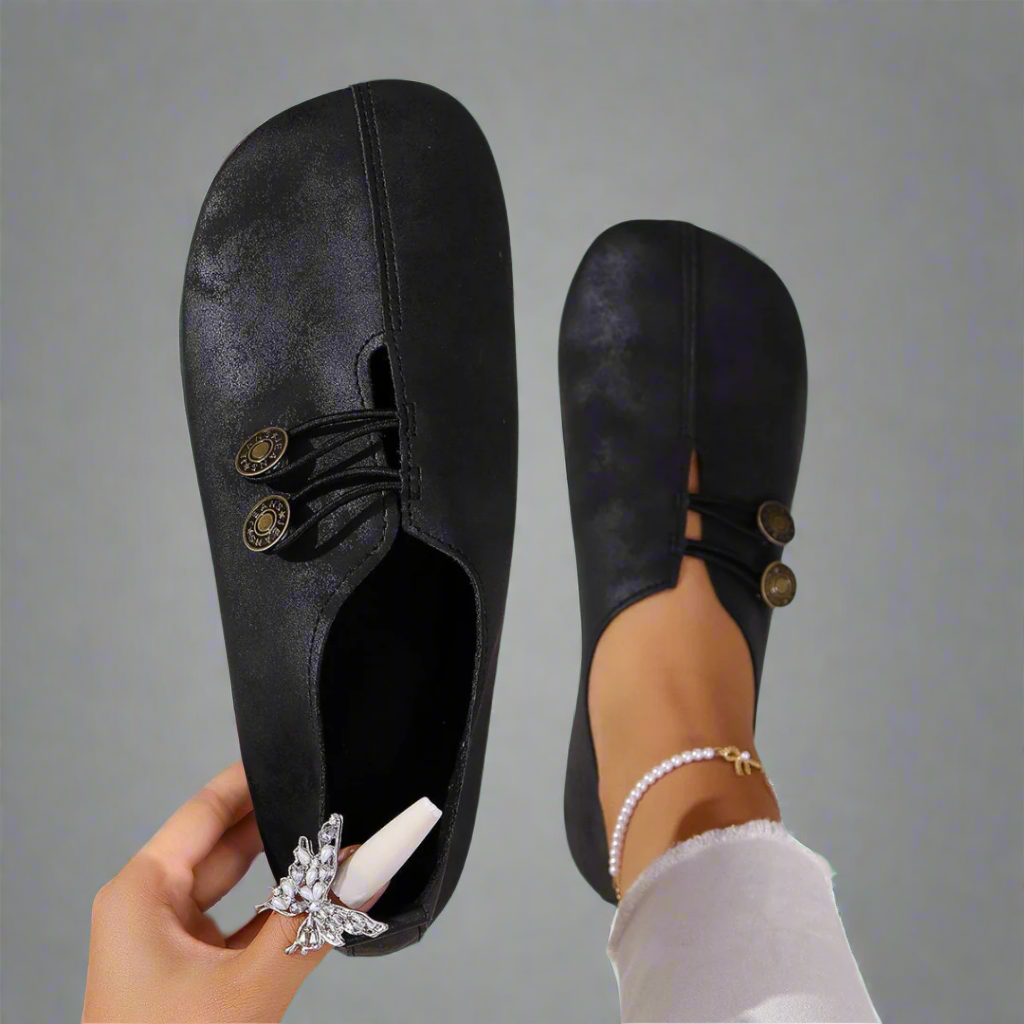 Damskie wsuwane buty – stylowa wygoda z unikalnym detalem
