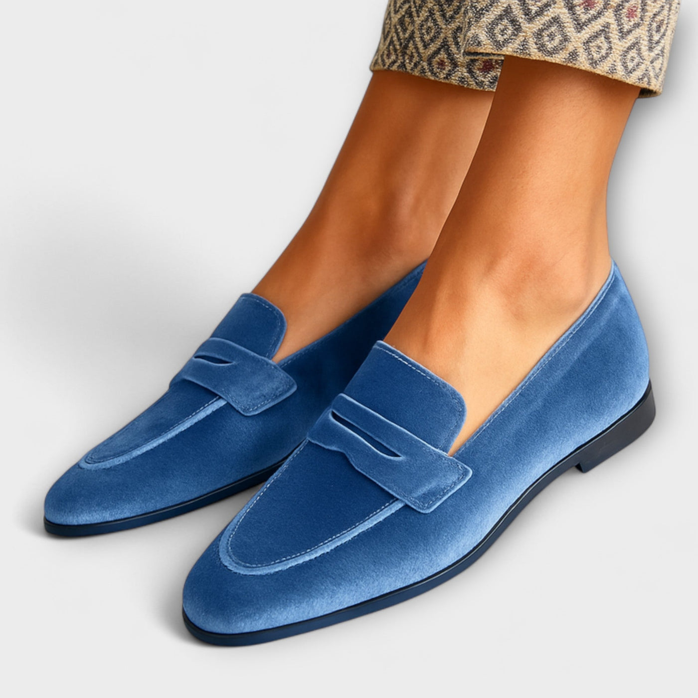 Miękkie welurowe loafersy