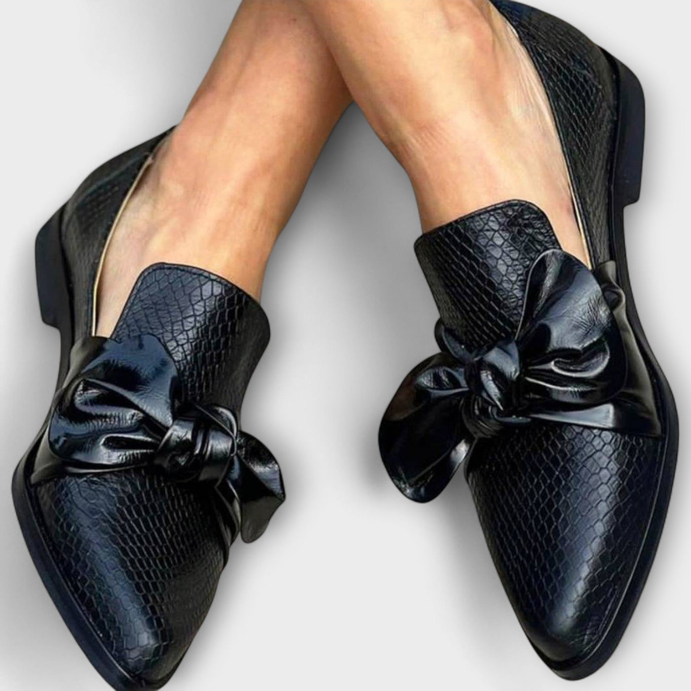 Loafer z kokardą