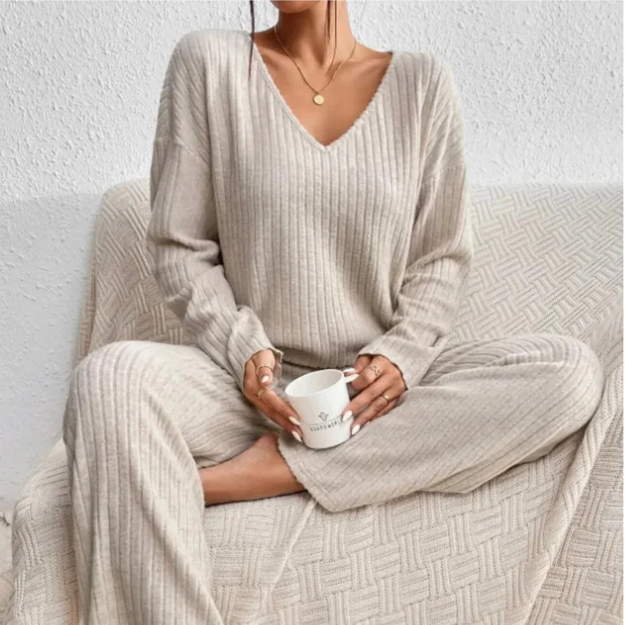 Damski Zestaw Loungewear – Komfort i Styl w Jednym