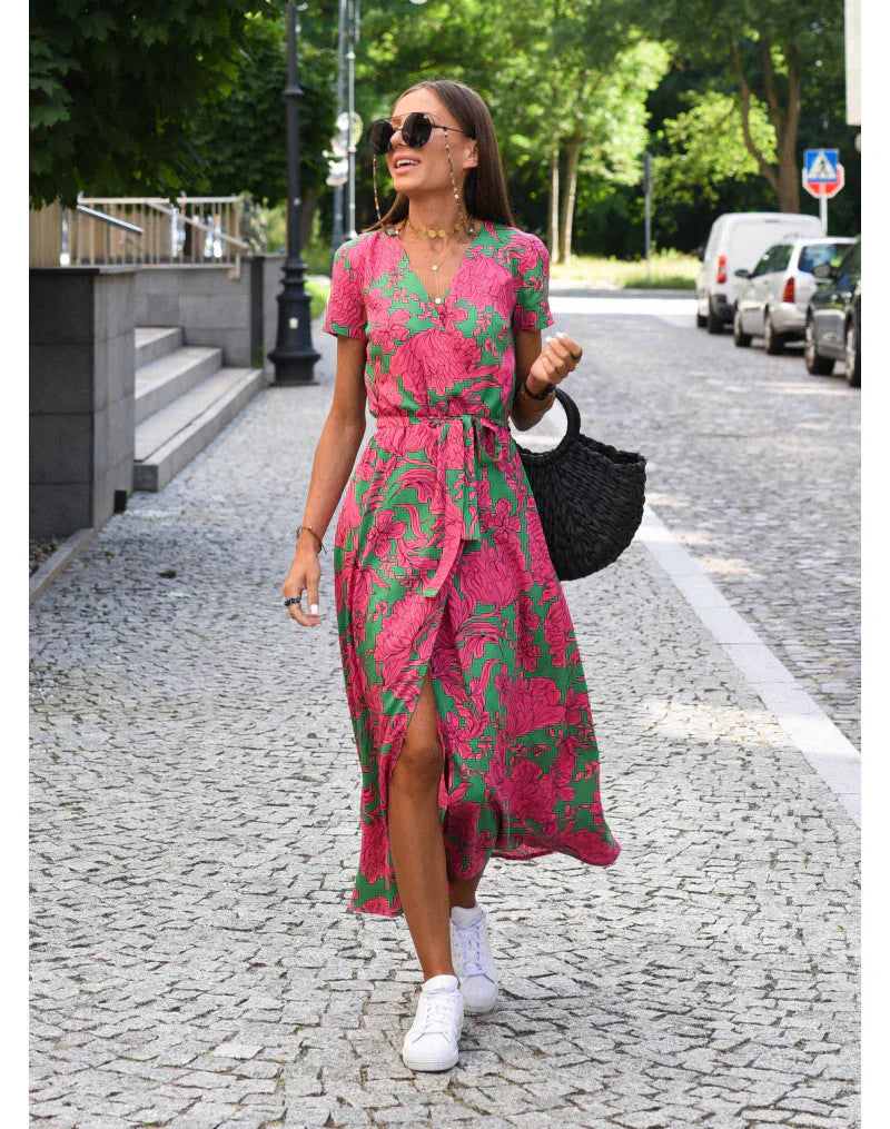 Sukienka Kasia – kolor, wygoda i ponadczasowy letni styl