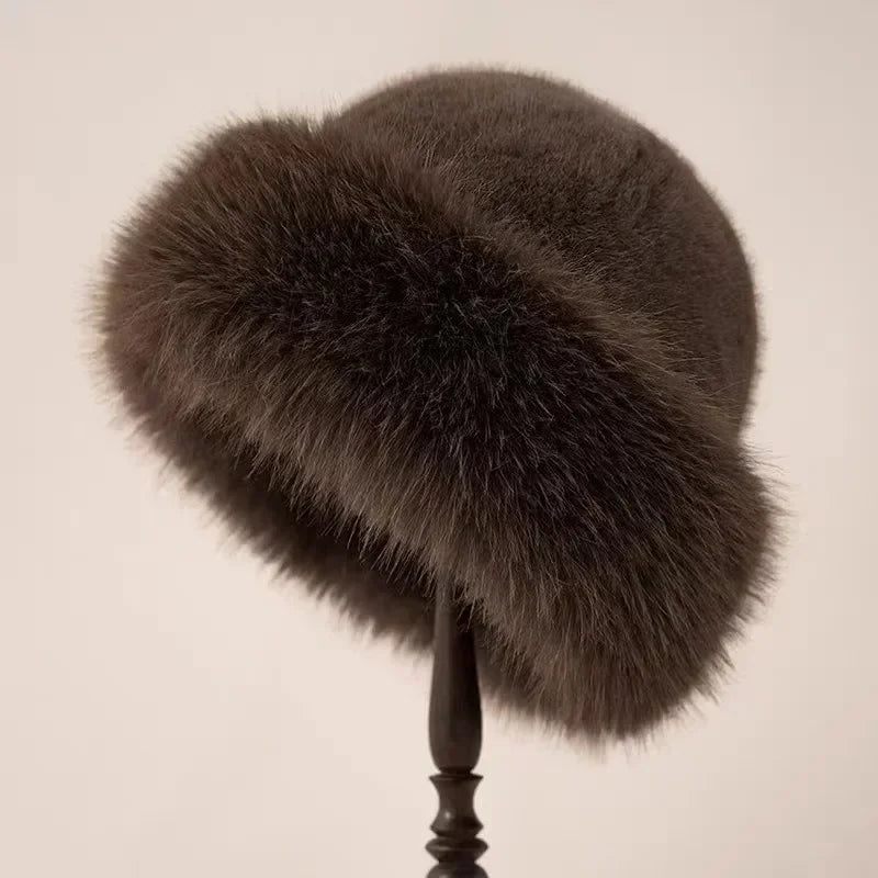 Czapka Luxe z Futrem