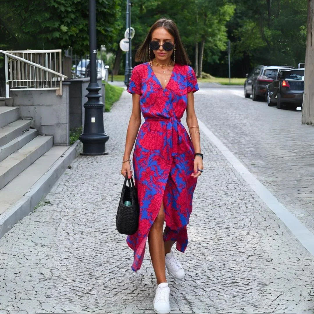 Sukienka Kasia – kolor, wygoda i ponadczasowy letni styl