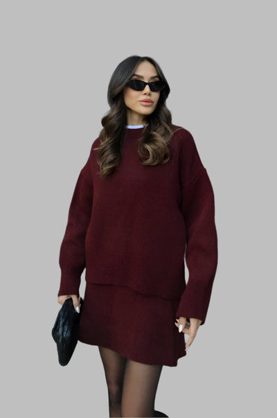 Komplet Damski – Elegancki Sweter i Spódnica w Dzianinowym Stylu